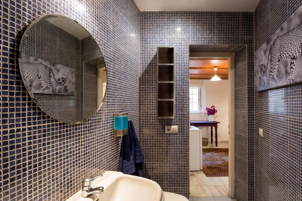 Pretty Duplex In Bohemian District-city Center * Sevilha